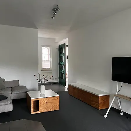 Apartment Familienfreundliches Ferien-apartment Auf Burg Hausen