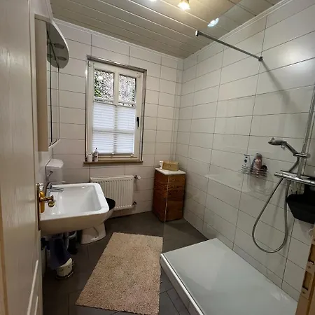 Familienfreundliches Ferien-apartment Auf Burg Hausen Apartment